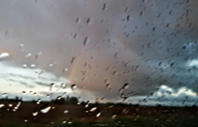 write31days-journeying-into-joy-a-feast-of-grace-gifts-rain-while-driving