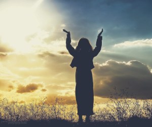 praise - the secret power of praising God in life's storms @poetryjoy.com